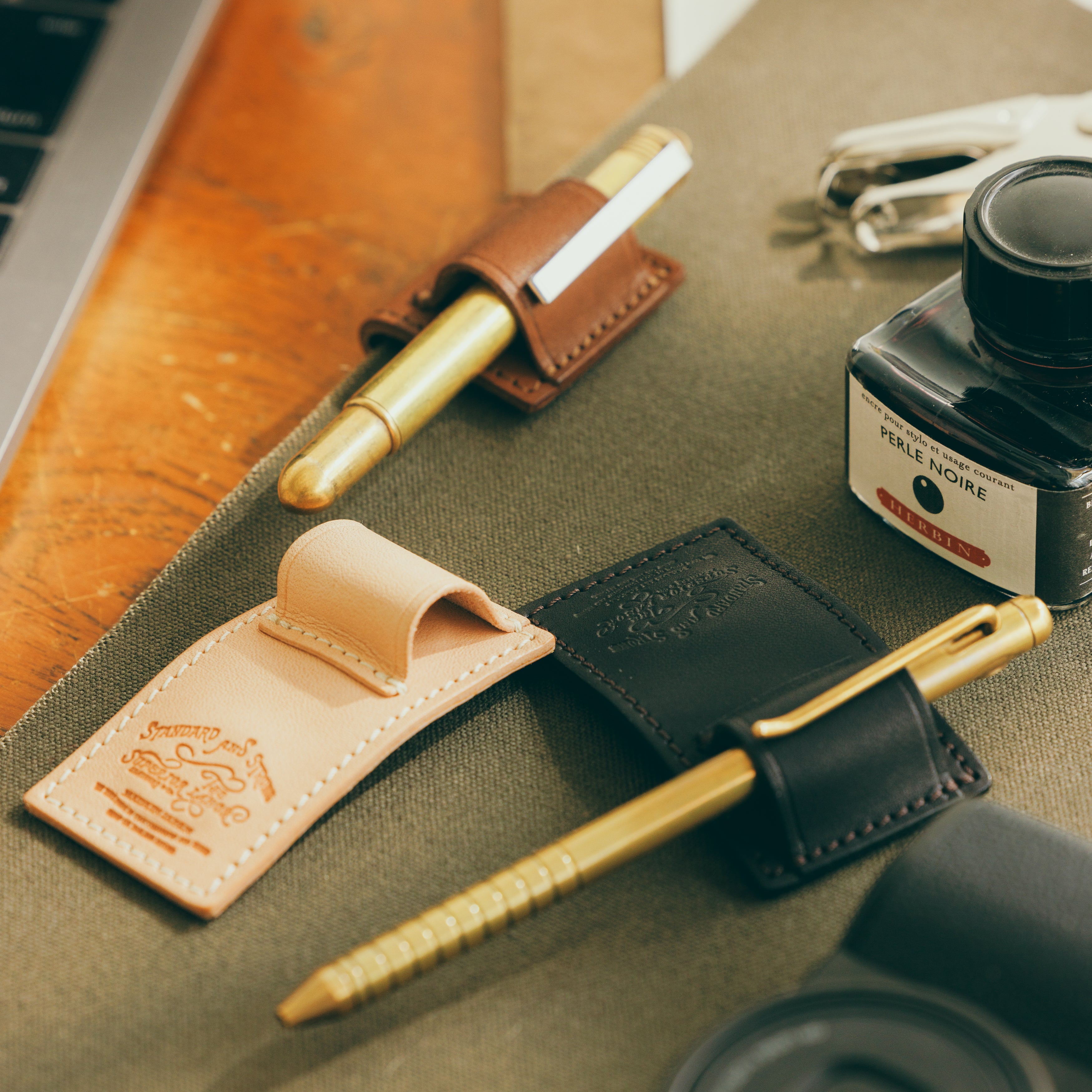 SL1715 magnet pen clip