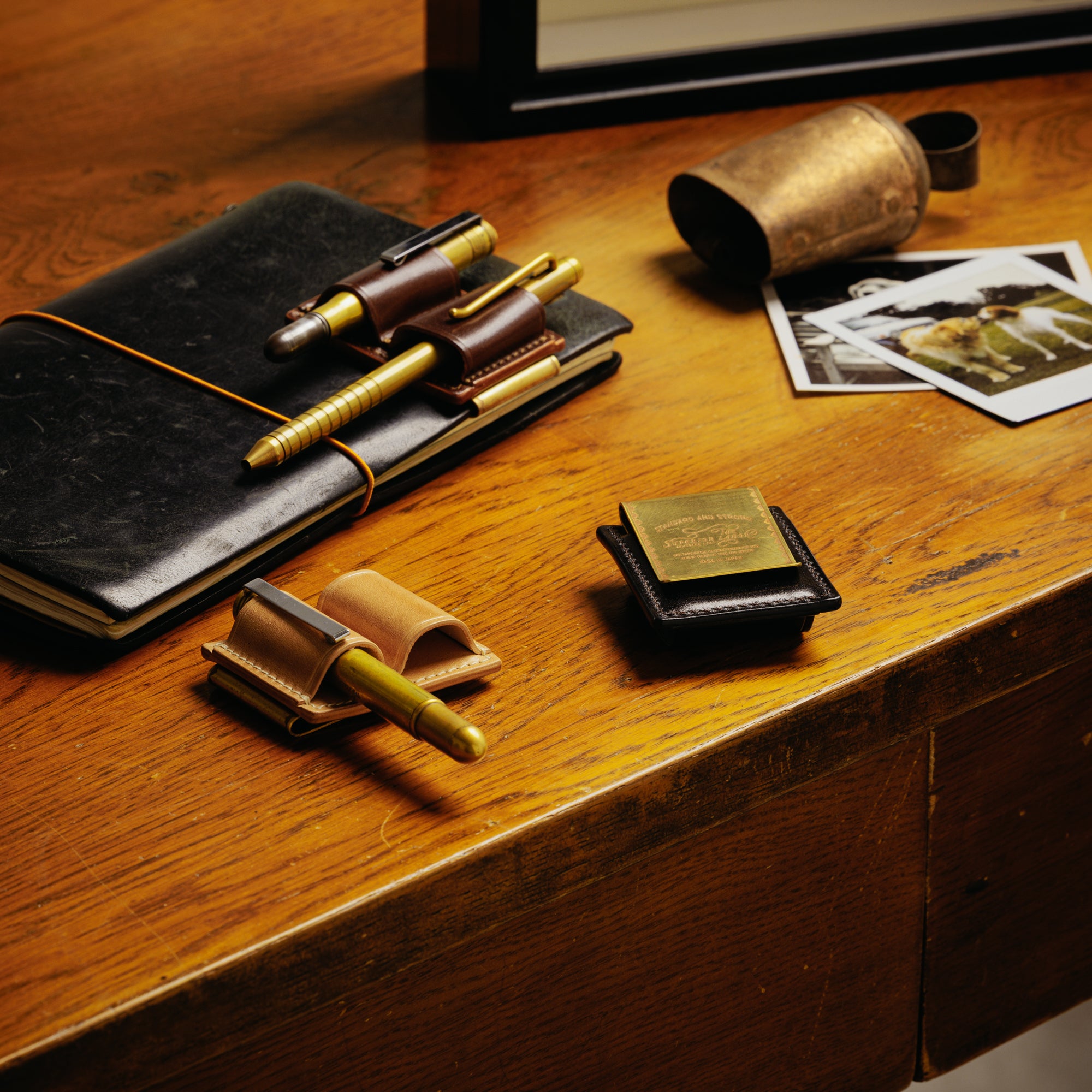 SL0572  cordovan clip pen holder